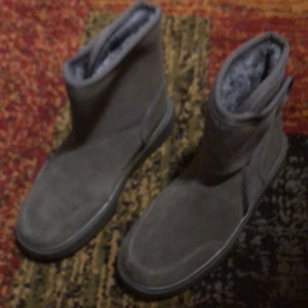 Suede bootie - Picture 2 of 5